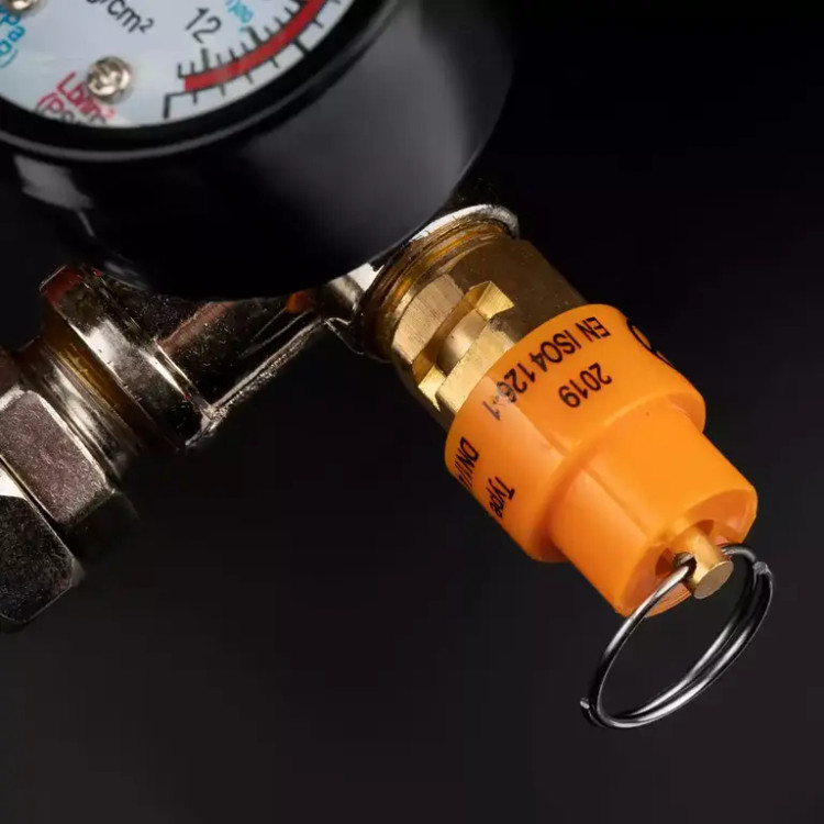 کمپرسور باد رونیکس مدل RC-2510 روغنی ظرفیت 25 لیتر